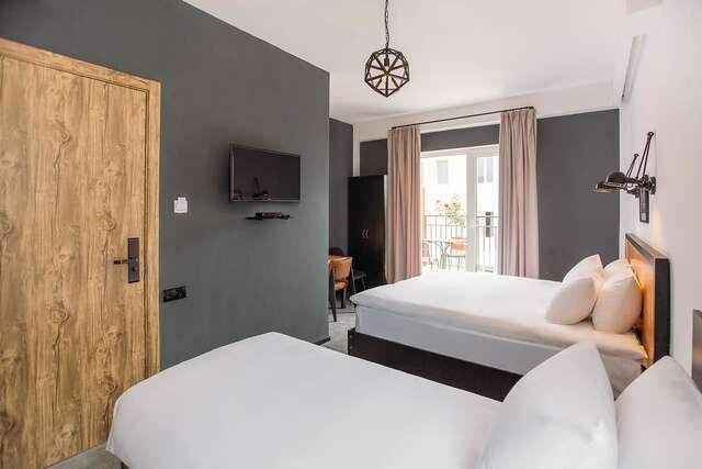 Отель Timber Boutique Hotel Тбилиси-6