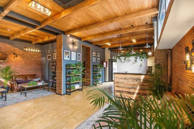 Отель Timber Boutique Hotel Тбилиси-8